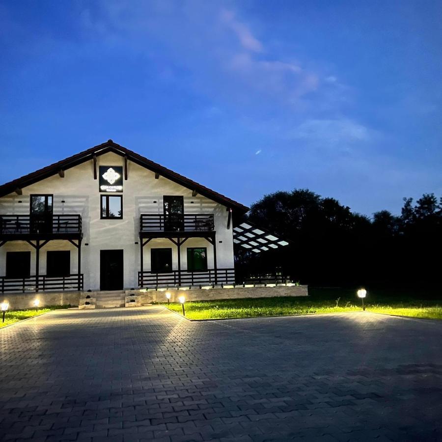 Casa Cu Flori Maramures 바이아마레 외부 사진